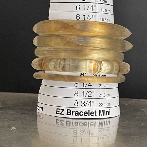 Alexis Bittar Clear‎ Cream Golden Frosted Lucite Bracelet Lot of 5 Quiet Luxury - Picture 4 of 16
